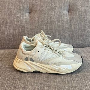 Adidas Yeezy Boost 700's
